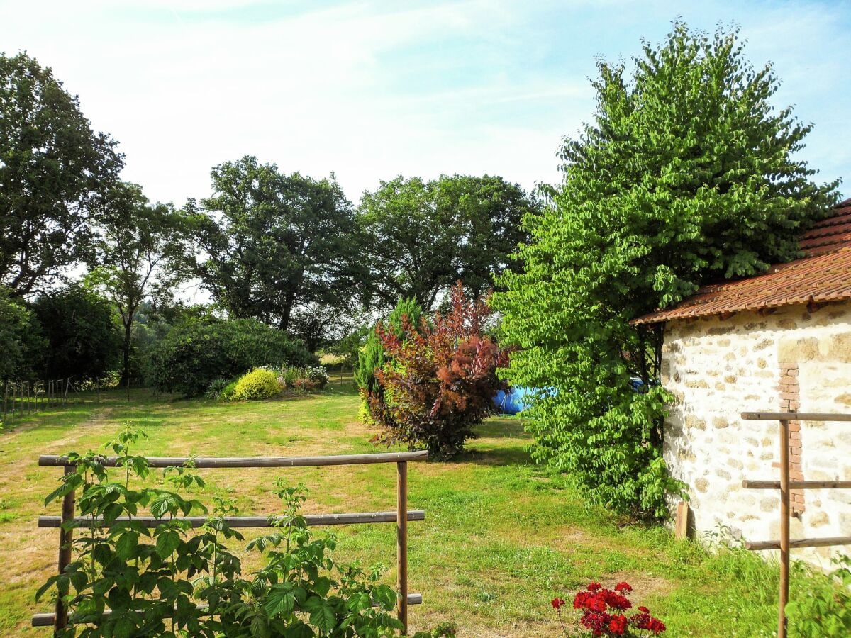 Ferienhaus La Jonchère-Saint-Maurice Außenaufnahme 6