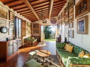 Holiday house Belvilla by OYO Cosy Holiday Home with Pool - Borgo San Lorenzo - image1