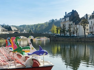 Apartment Bouillon Environment 25