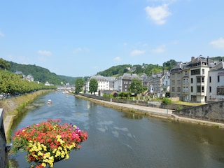 Apartment Bouillon Environment 30