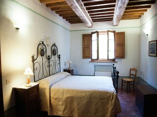 Farmhouse Riccio Features 37