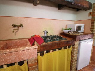 Farmhouse Riccio Features 34
