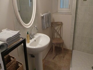 Villa Saint-Privat-de-Champclos Características 24