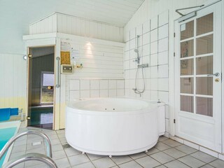 Holiday house Henne Strand  9
