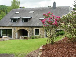 Vakantiehuis Karakter huis met een grote tuin in een rustige omgeving - Daverdisse - image1