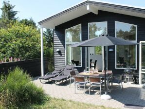 6 Personen Ferienhaus in Henne - Henne Strand - image1