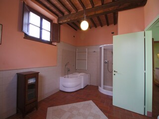 Farmhouse Valiano Features 26