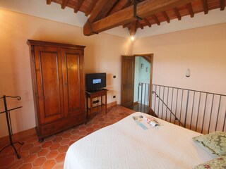 Farmhouse Valiano Features 22