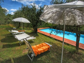 Farmhouse Siena Outdoor Recording 9