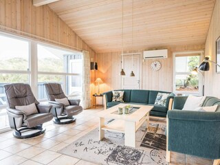 Holiday house Henne Strand  9