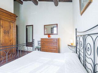 Farmhouse San Miniato Features 20