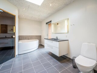 Vakantiehuis Henne Strand  11