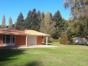 Casa de vacaciones Casa rural con terraza en Sauzé-Vaussais - Villegats - image1