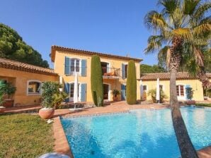 Holiday house Lebendiges Ferienhaus mit privatem Pool - Grimaud - image1