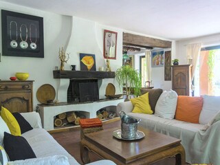 Casale Saint-Raphael Caratteristiche 19