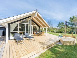 Ferienhaus Henne Strand  35