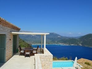 Luxe villa in Vasiliki met een zwembad en bubbelbad - Vasiliki - image1