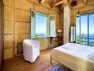 Villa Tsoukalades Features 30