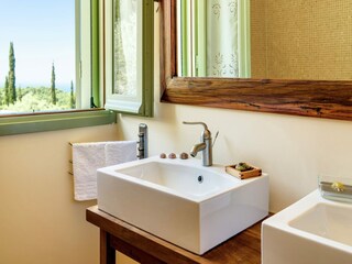 Villa Tsoukalades Features 34