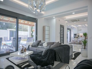 Villa Messonghi Features 19