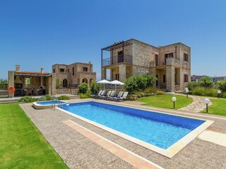 Villa Tavronitis Outdoor Recording 11