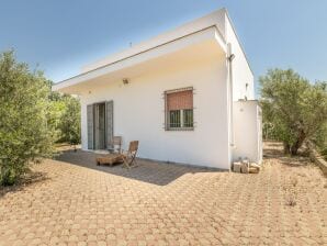 Ferienhaus mit privater Terrasse in Taviano - Marina di Mancaversa - image1