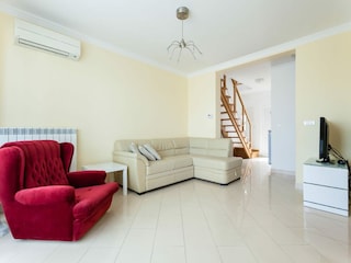 Apartment Malinska Features 8