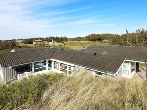 Vakantiehuis 10 persoons vakantie huis in Løkken - Saltum - image1