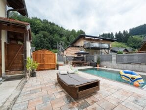 Holiday house Modernes Ferienhaus in Pinsdorf mit Garten - Gmunden - image1
