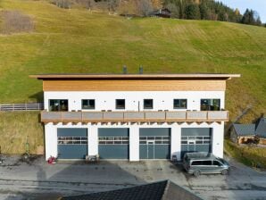 Apartamento High class appartement nabij Saalbach-Hinterglemm met sauna