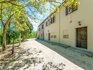 Ferienhaus Acqualagna Außenaufnahme 3