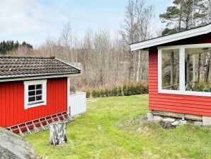 6 Personen Ferienhaus in HAKENÄSET - Varekil - image1