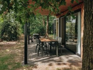 Detached villa with two bathrooms, on a holiday park in a green environment - Reek - image1