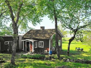 Holiday house 4 Personen Ferienhaus in kode - Varekil - image1