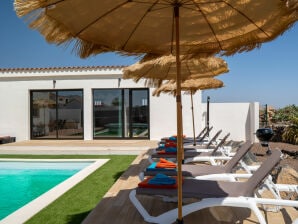 Holiday house Ruhiges Haus mit privatem Pool in La Oliva - Lajares - image1