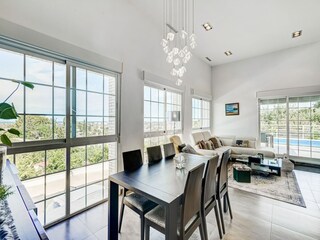 Villa Oliva Features 22