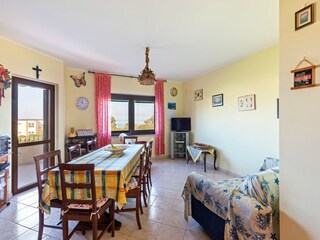 Appartamento Lu Bagnu Caratteristiche 16