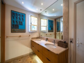 Villa Villedubert Caratteristiche 36