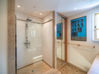 Villa Villedubert Caratteristiche 24