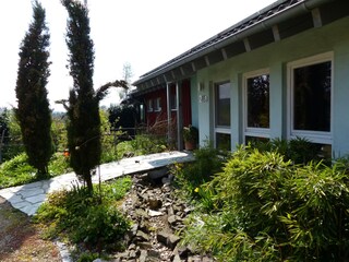 Bachlauf zum Schwimmteich (Kreislauf)