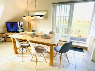 Großzügiger Essplatz