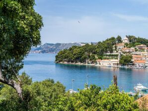 Appartement Apartments & Rooms Mara & Petrunjela - Deluxe Double Room with Sea View - Cavtat - image1