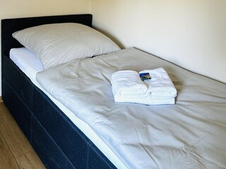 Bett 90x200 ausziehbar