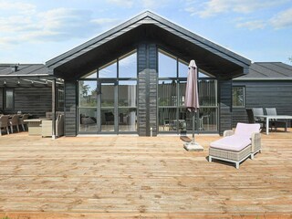 Holiday house Hou  35