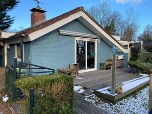 Holiday house Gemütliches Ferienhaus in Lauwersoog mit Sauna - Lauwersoog - image1