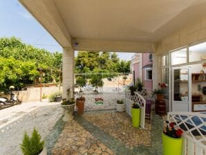 Wohnwagen Villa Stil -  One Bedroom Apartment with Balcony and Sea View 102 - Okrug Gornji - image1