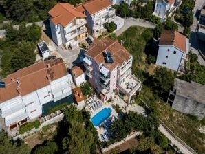 Wohnwagen Villa Stil -  One Bedroom Apartment with Balcony and Sea View 102 - Okrug Gornji - image1