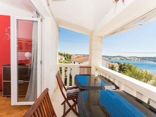 Appartement Okrug Gornji Buitenaudio-opname 1