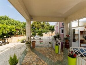 Villa Stil - Two Bedroom Apartment with Terrace and Sea View (Premium) - Okrug Gornji - image1