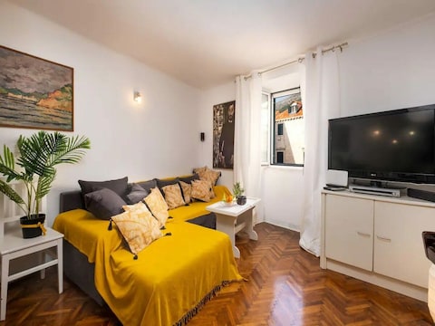 Apartment Jany - Two Bedroom Apartment with City View